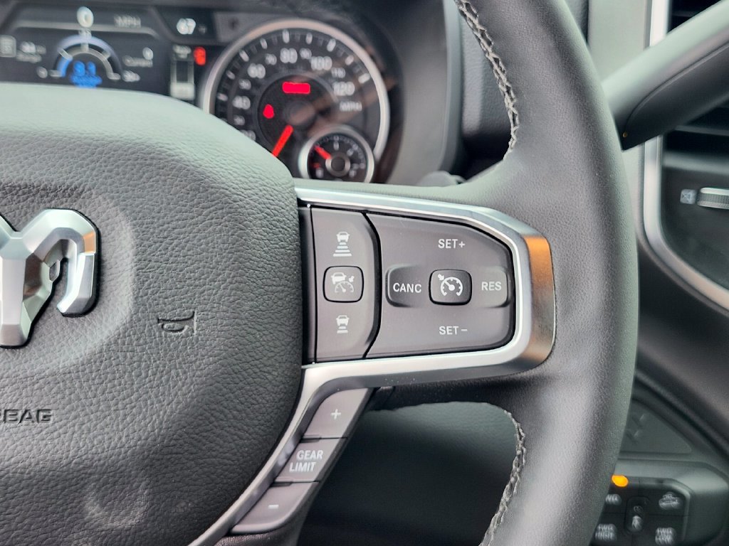 New 2026 RAM 2500 Big Horn AWD/4WD image 30