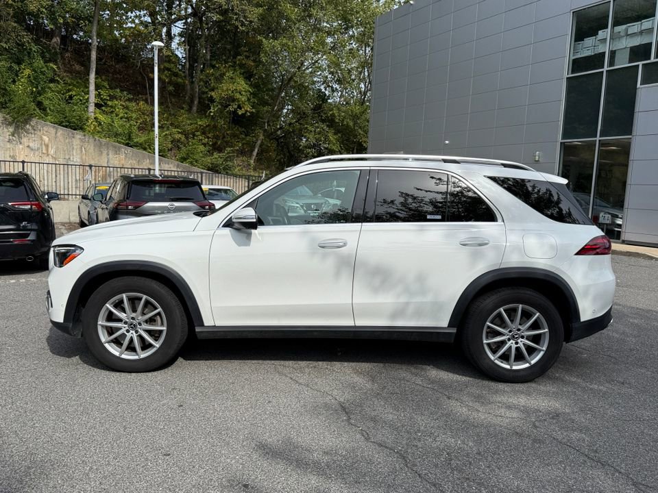 Used 2024 Mercedes-Benz GLE 450e 4MATIC image 3