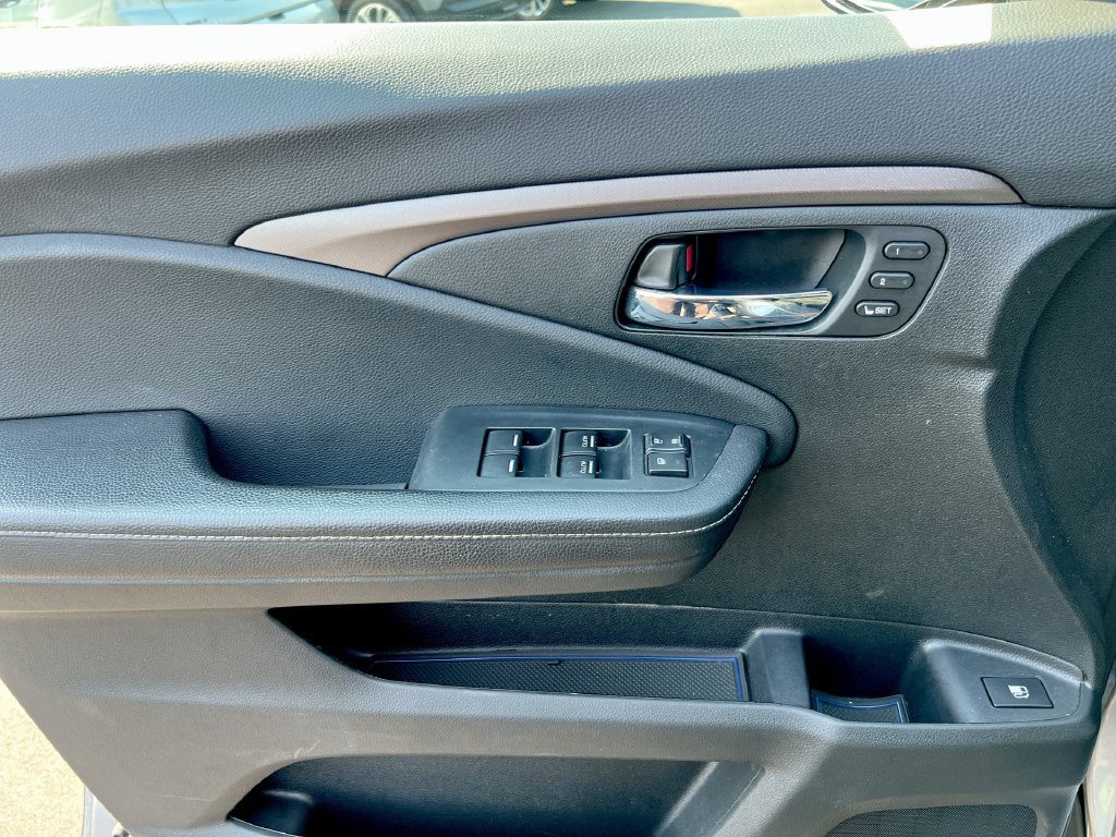 Used 2022 Honda Ridgeline RTL-E image 19