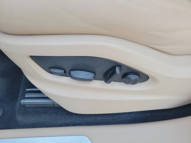 Certified 2022 Porsche Cayenne E-Hybrid AWD/4WD image 23