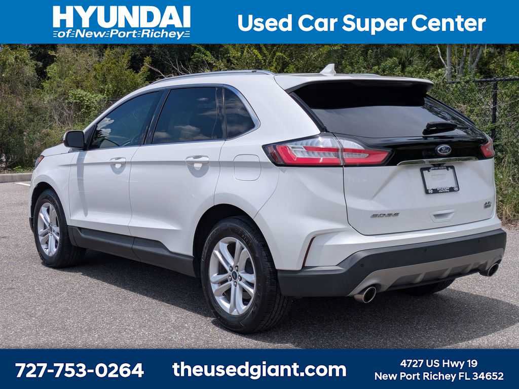 Used 2020 Ford Edge SEL FWD image 3