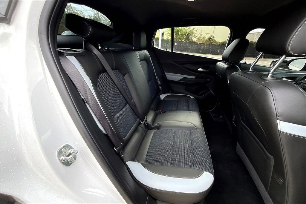 Used 2024 Buick Envista Preferred w/ Convenience II Package image 38