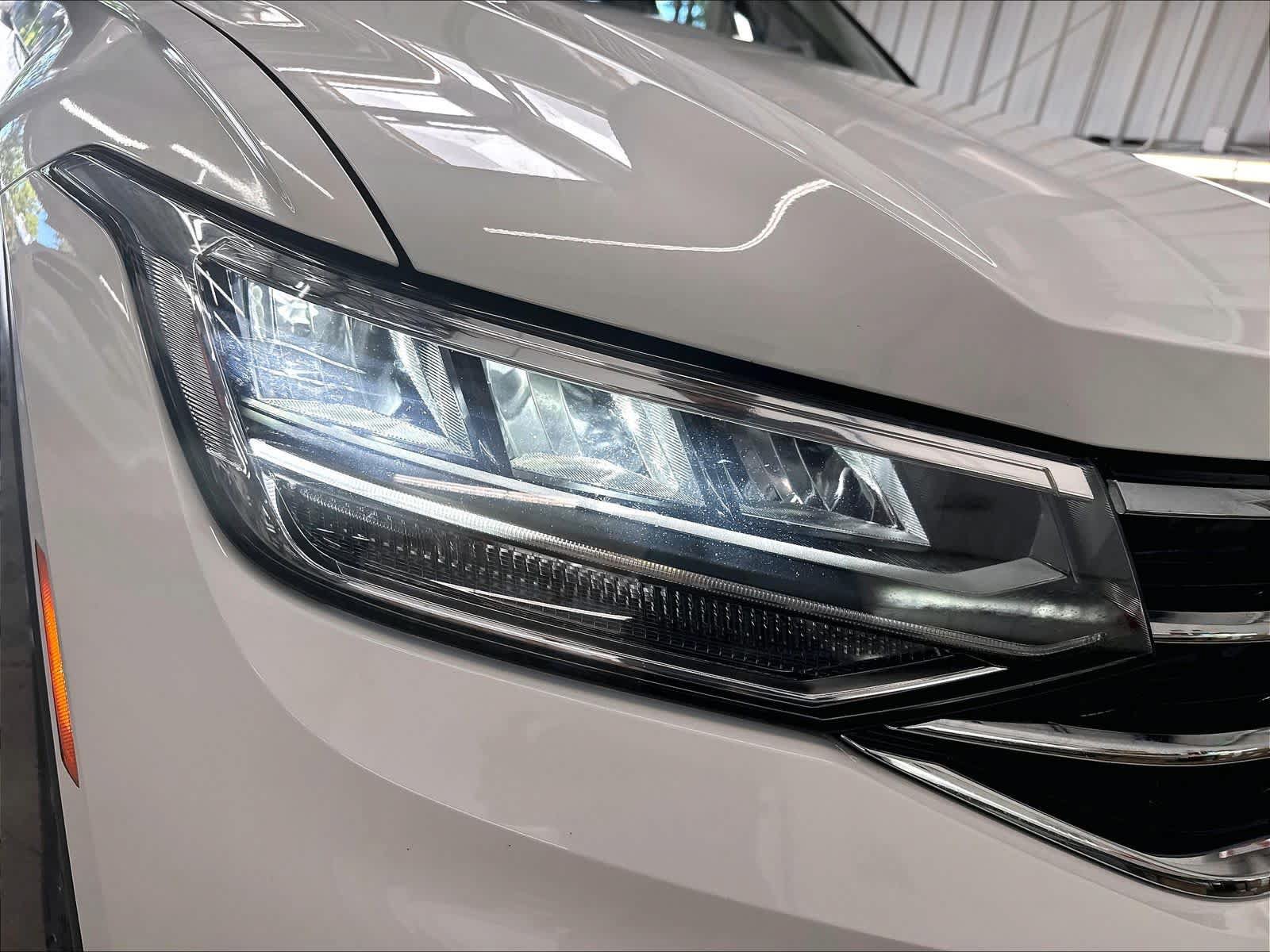 Used 2023 Volkswagen Tiguan S w/ Driver Assistance Package FWD image 33