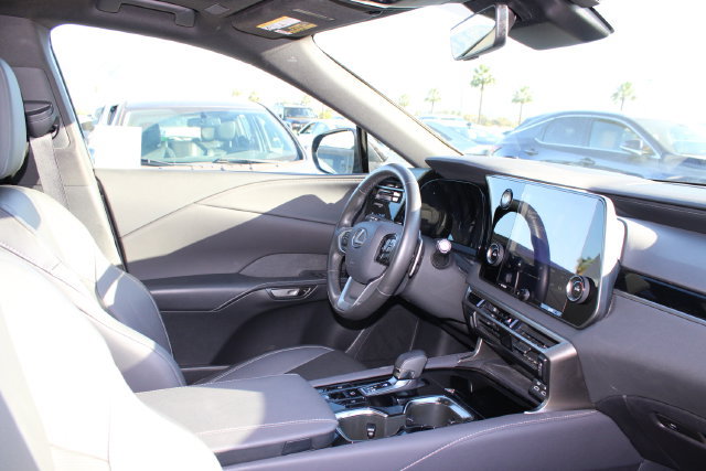 Certified 2025 Lexus RX 350 FWD image 5