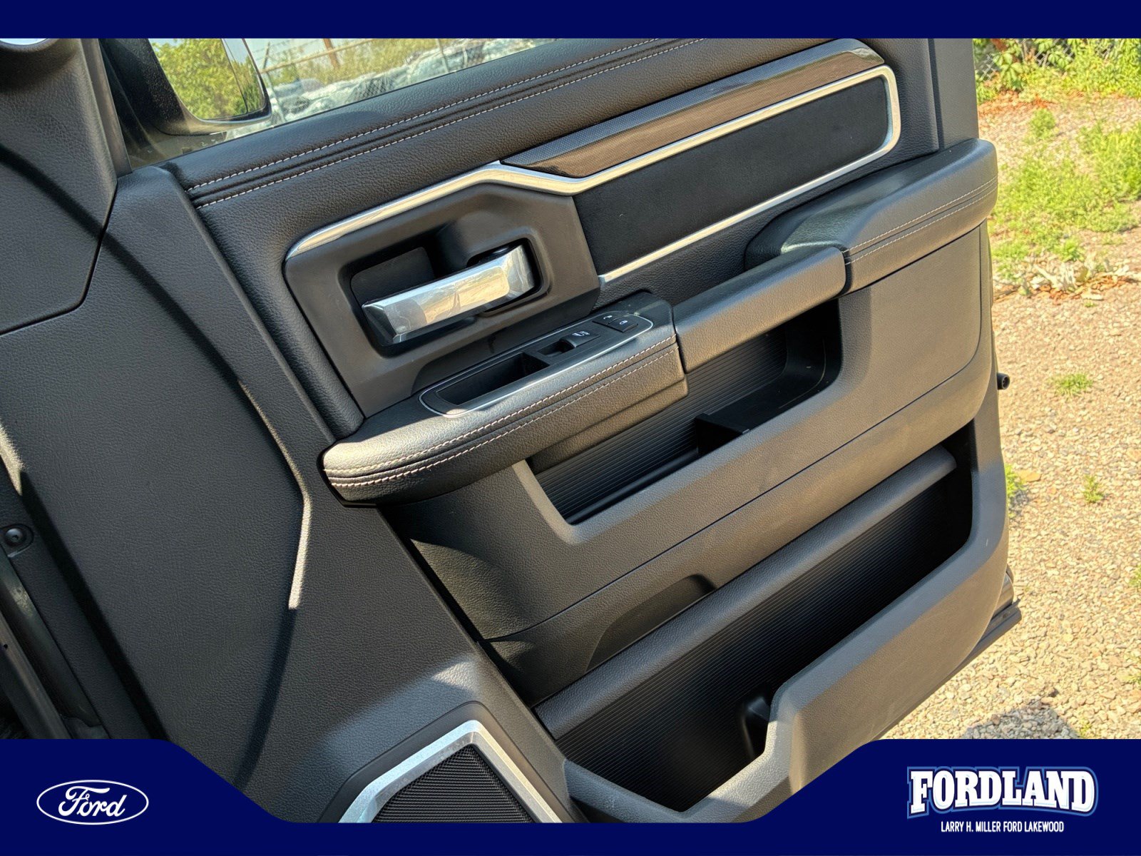 Used 2022 RAM 2500 Laramie AWD/4WD image 16