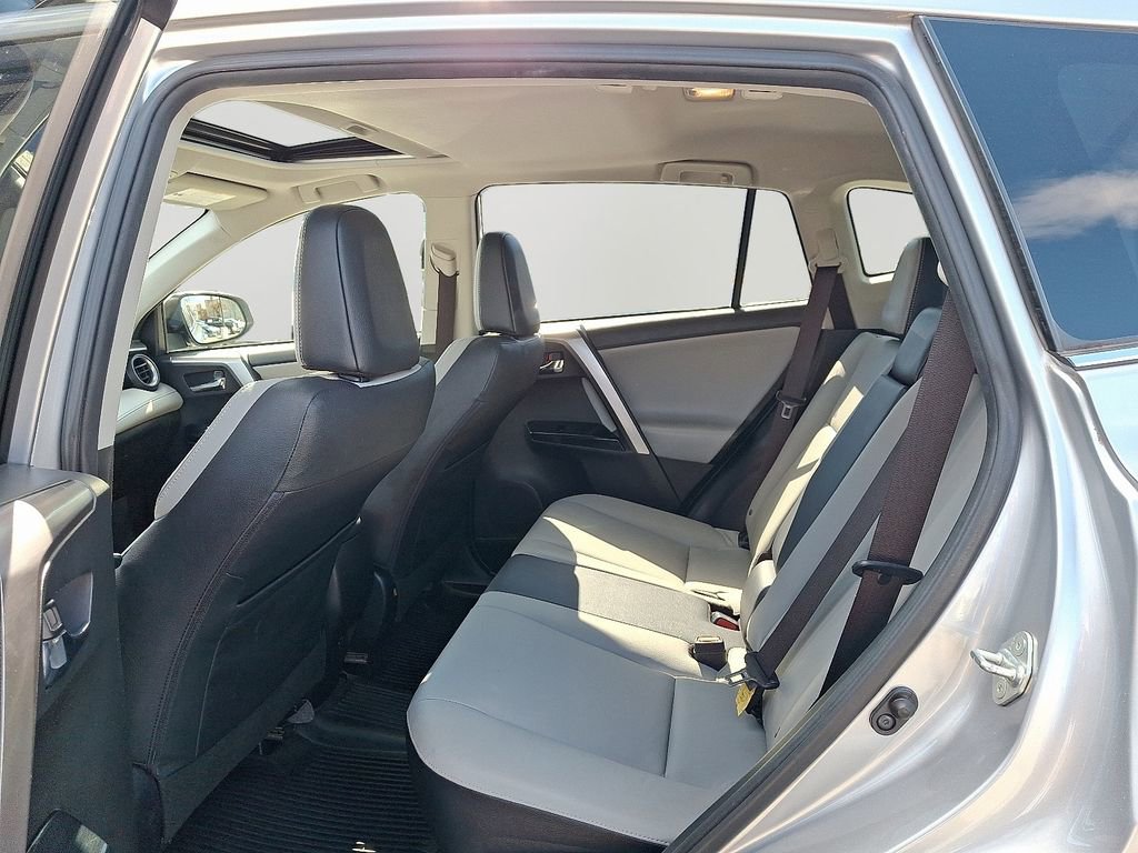 Used 2018 Toyota RAV4 Limited w/ All Weather Liner Package image 8