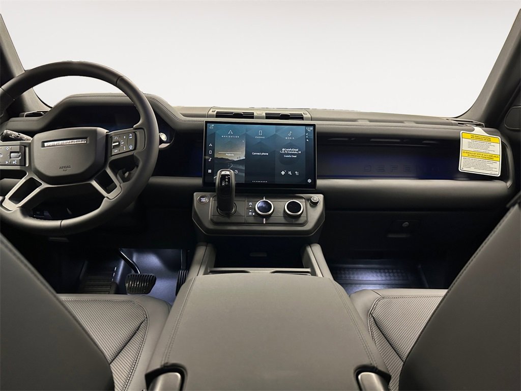 New 2026 Land Rover Defender 110 X-Dynamic SE image 11