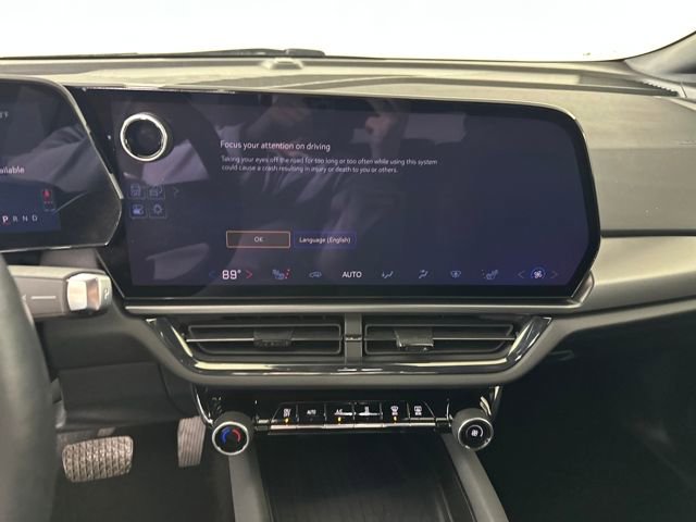 Used 2024 Chevrolet Equinox EV RS image 21