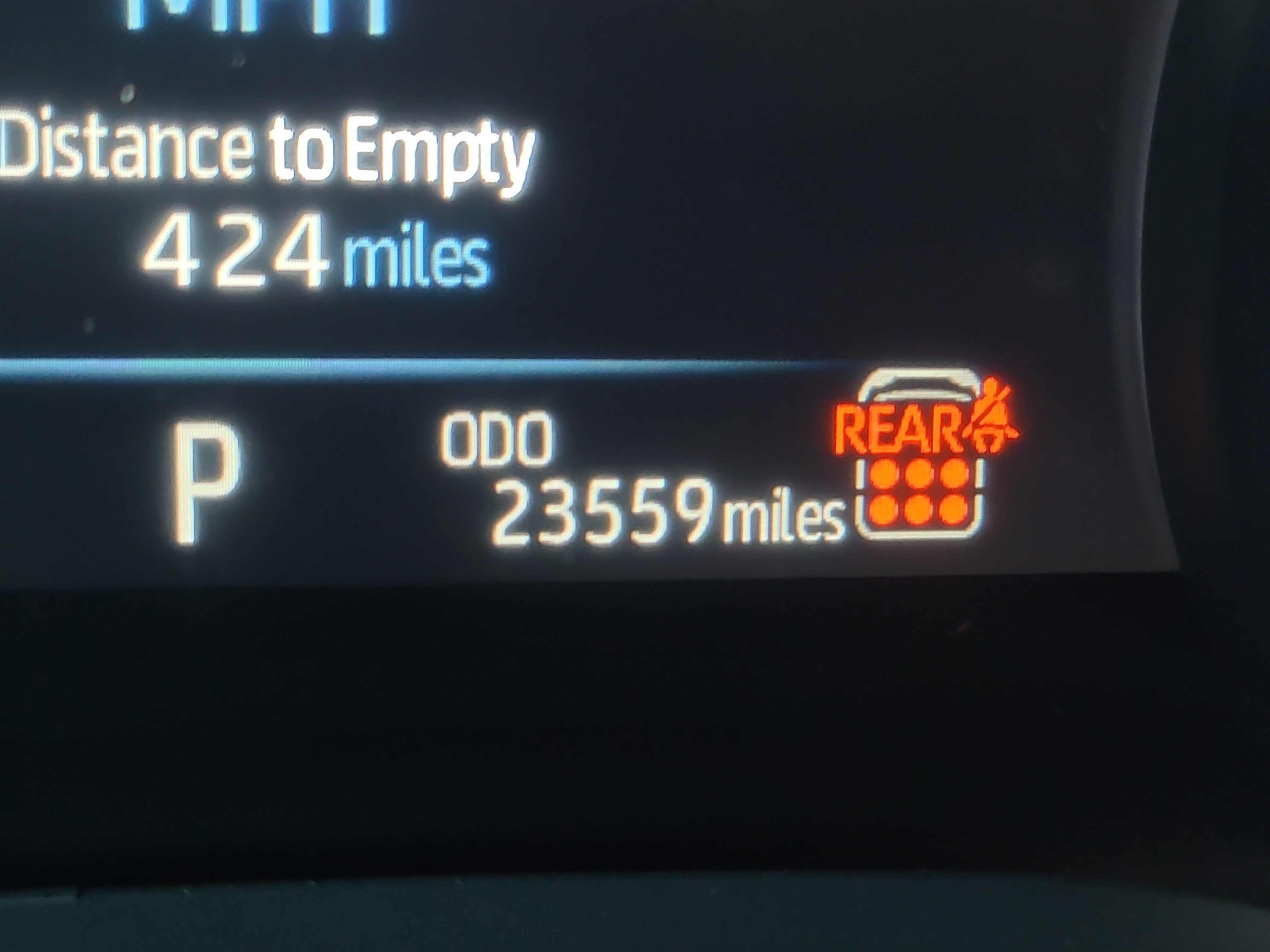 Certified 2025 Toyota Sienna LE FWD image 23