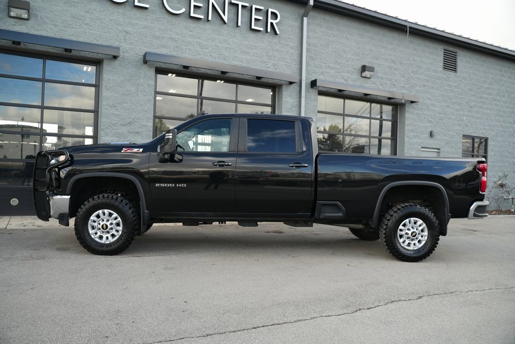 Used 2022 Chevrolet Silverado 2500 LT w/ Convenience Package image 22