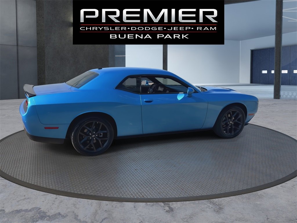 Certified 2023 Dodge Challenger SXT w/ Blacktop Package image 8