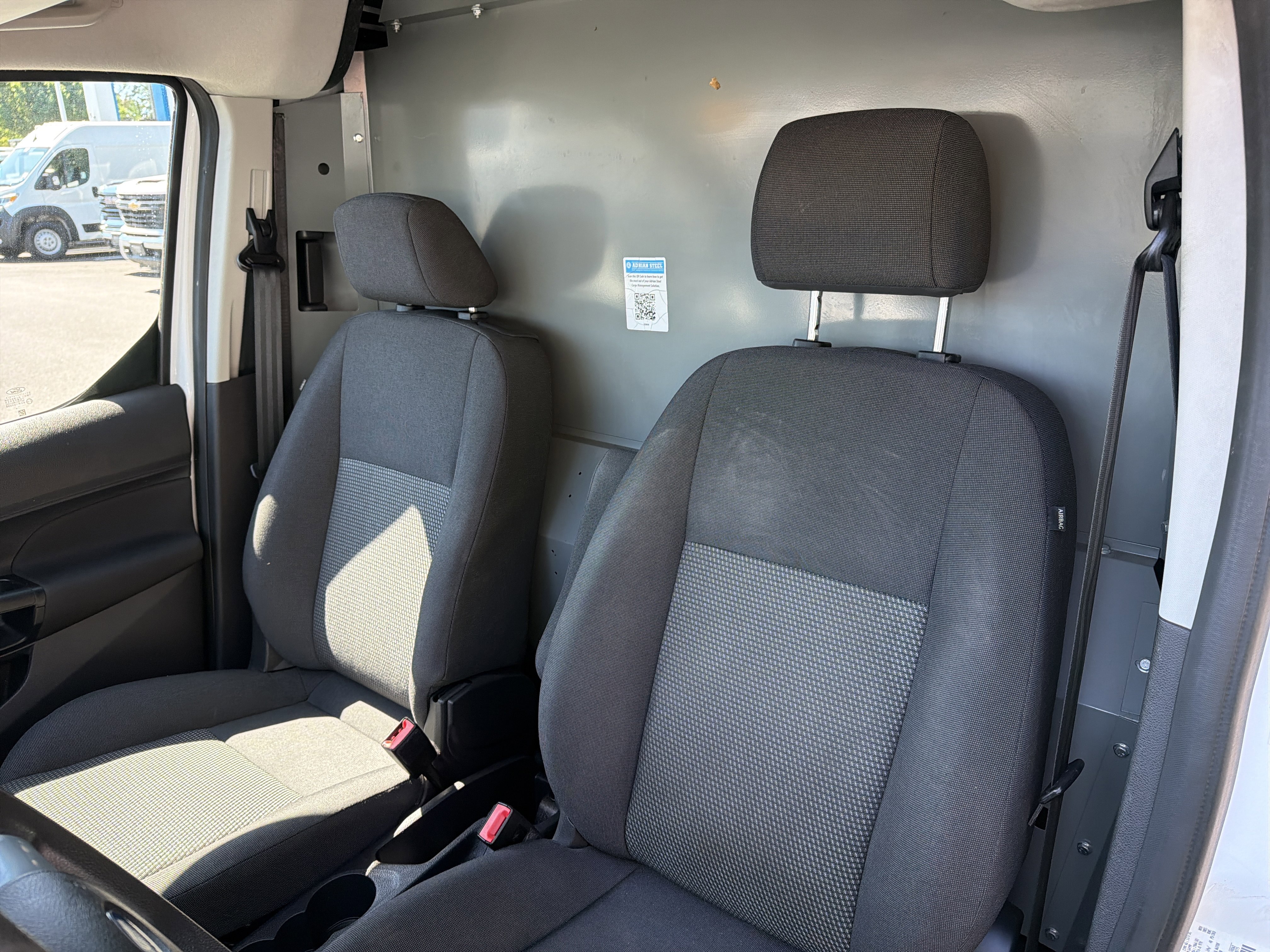 Used 2018 Ford Transit Connect XL FWD image 27