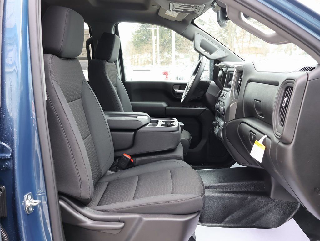 New 2026 Chevrolet Silverado 3500 W/T image 39