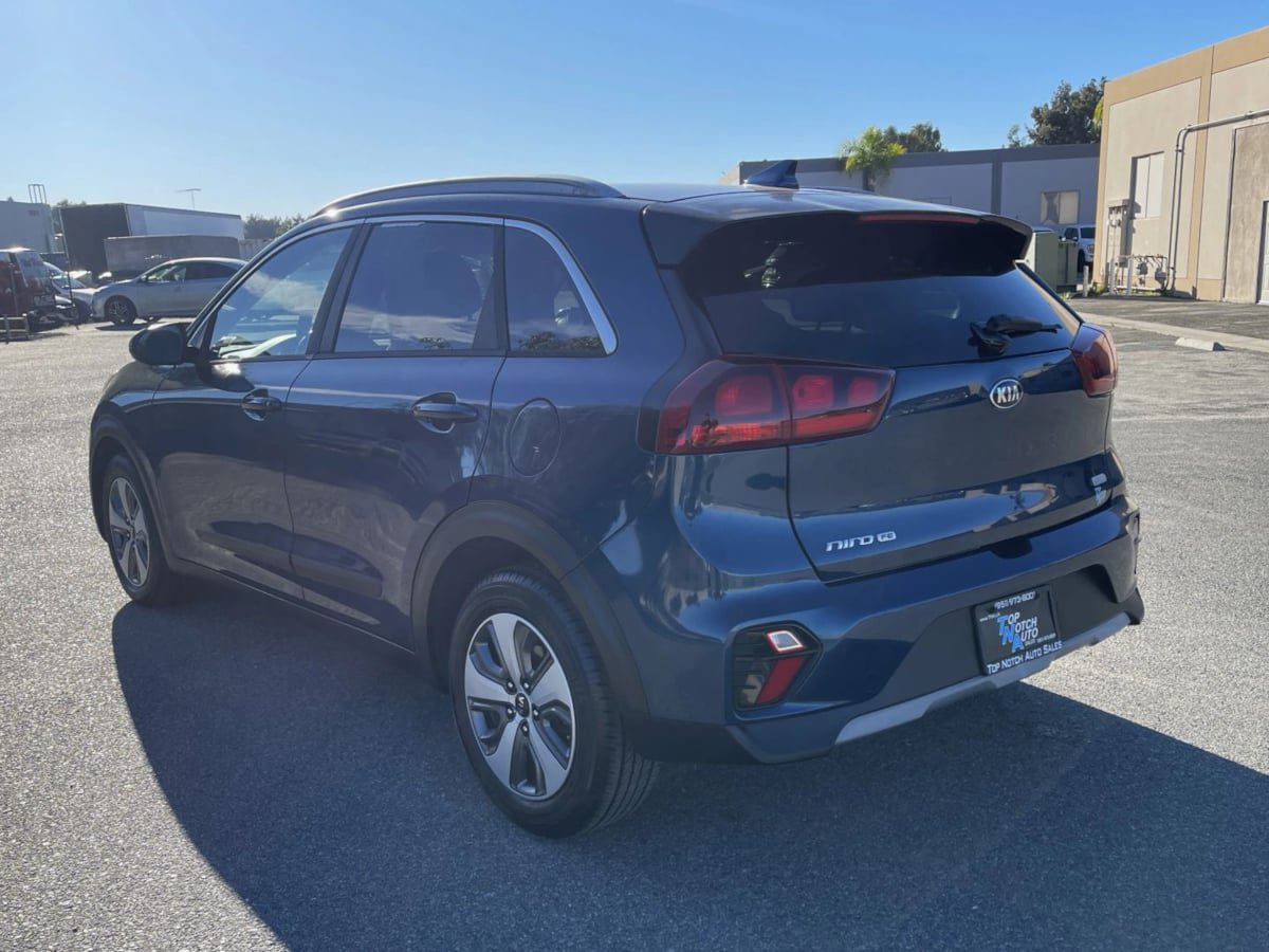 Used 2020 Kia Niro LX image 8