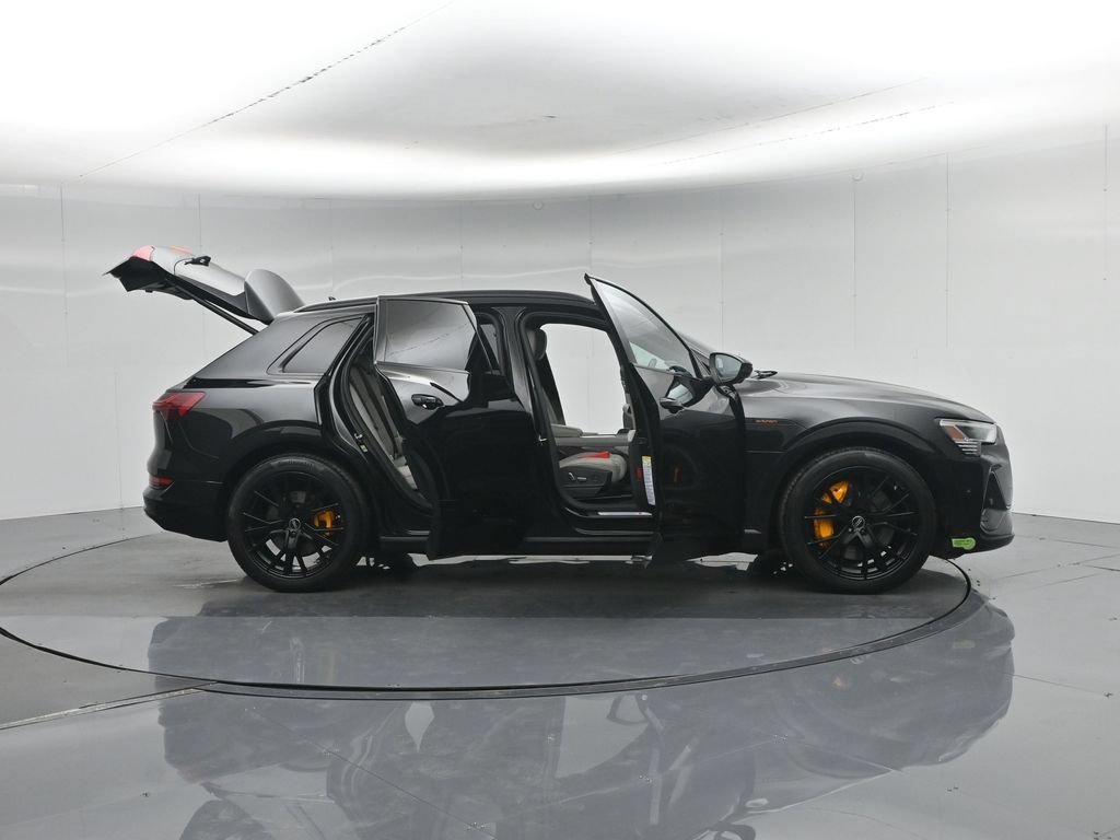 Used 2023 Audi e-tron Chronos w/ Chronos Package AWD/4WD image 5