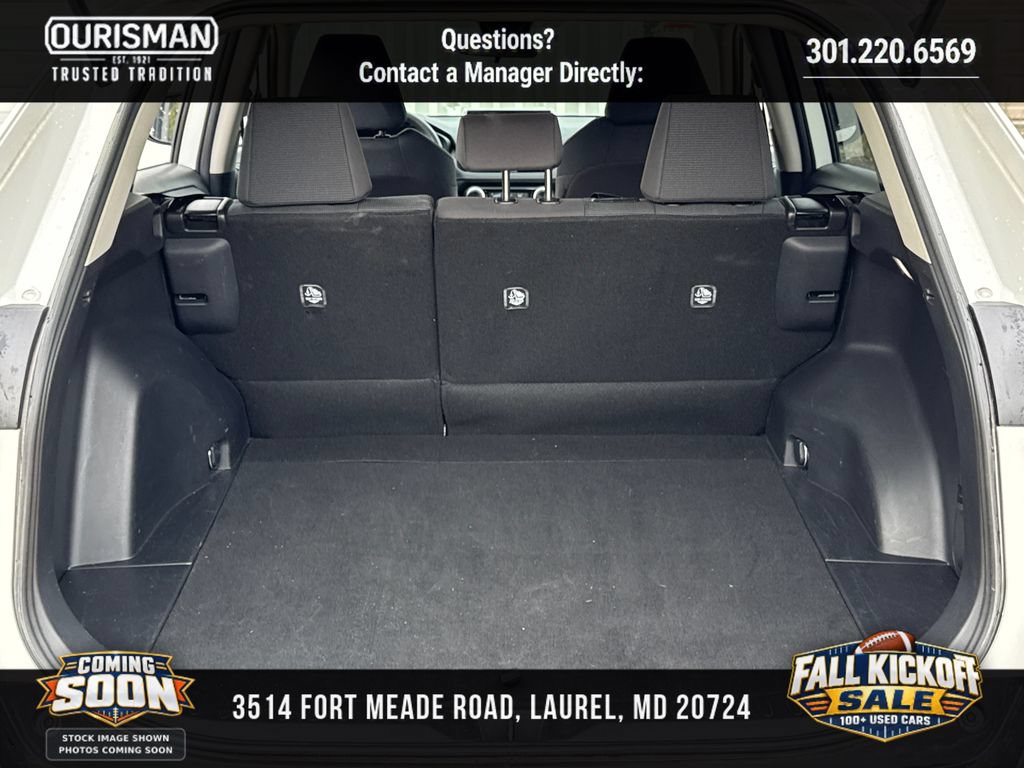 Used 2025 Toyota RAV4 LE AWD/4WD image 19