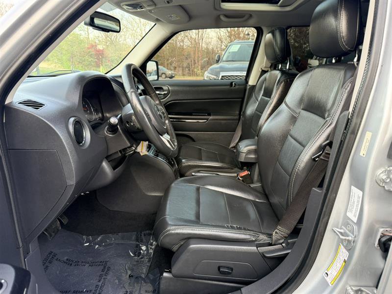 Used 2012 Jeep Patriot Limited w/ Sun/Sound Group image 25