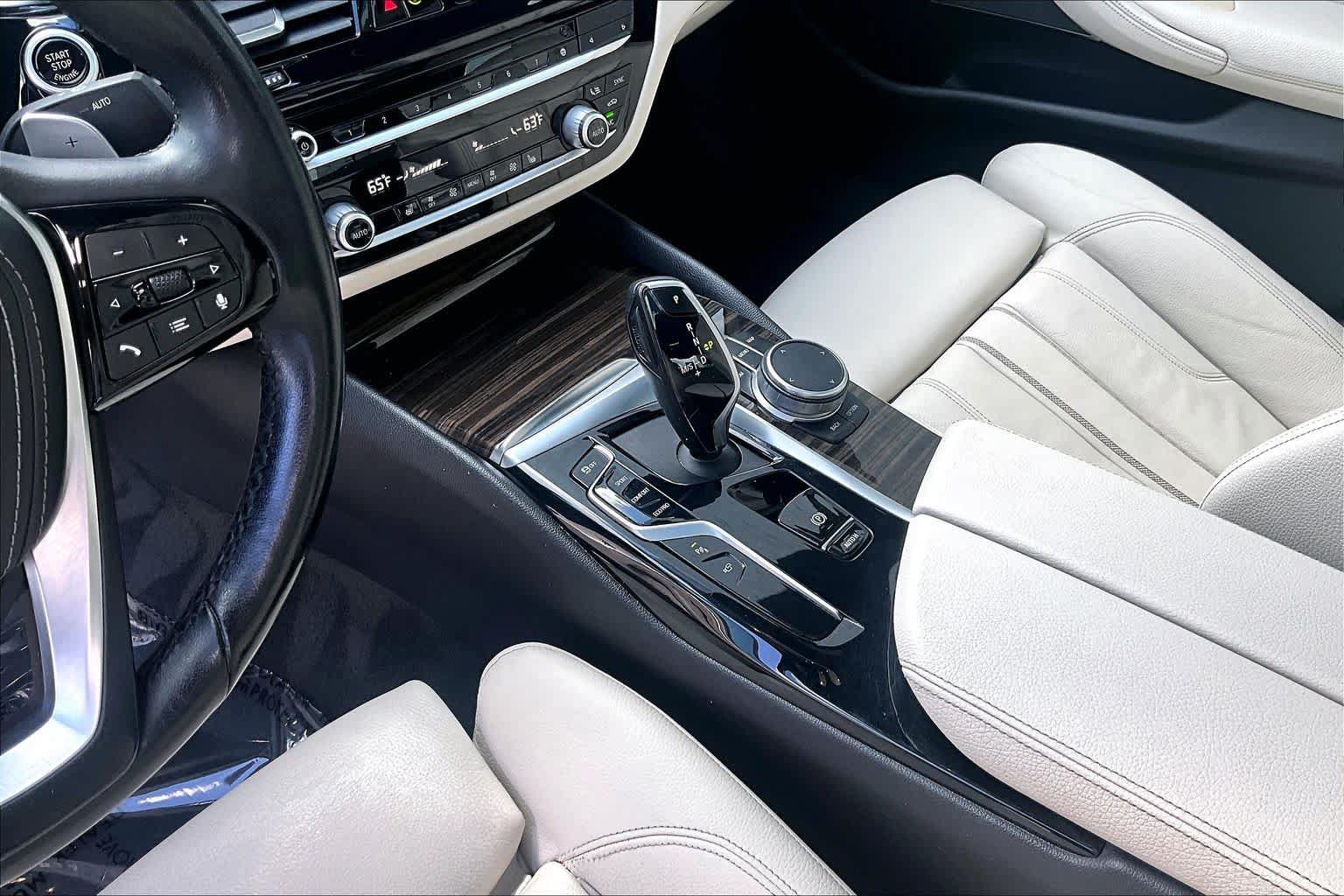 Used 2021 BMW 540i xDrive w/ Premium Package AWD/4WD image 15
