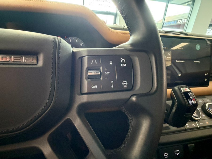 Used 2024 Land Rover Defender 110 X AWD/4WD image 49