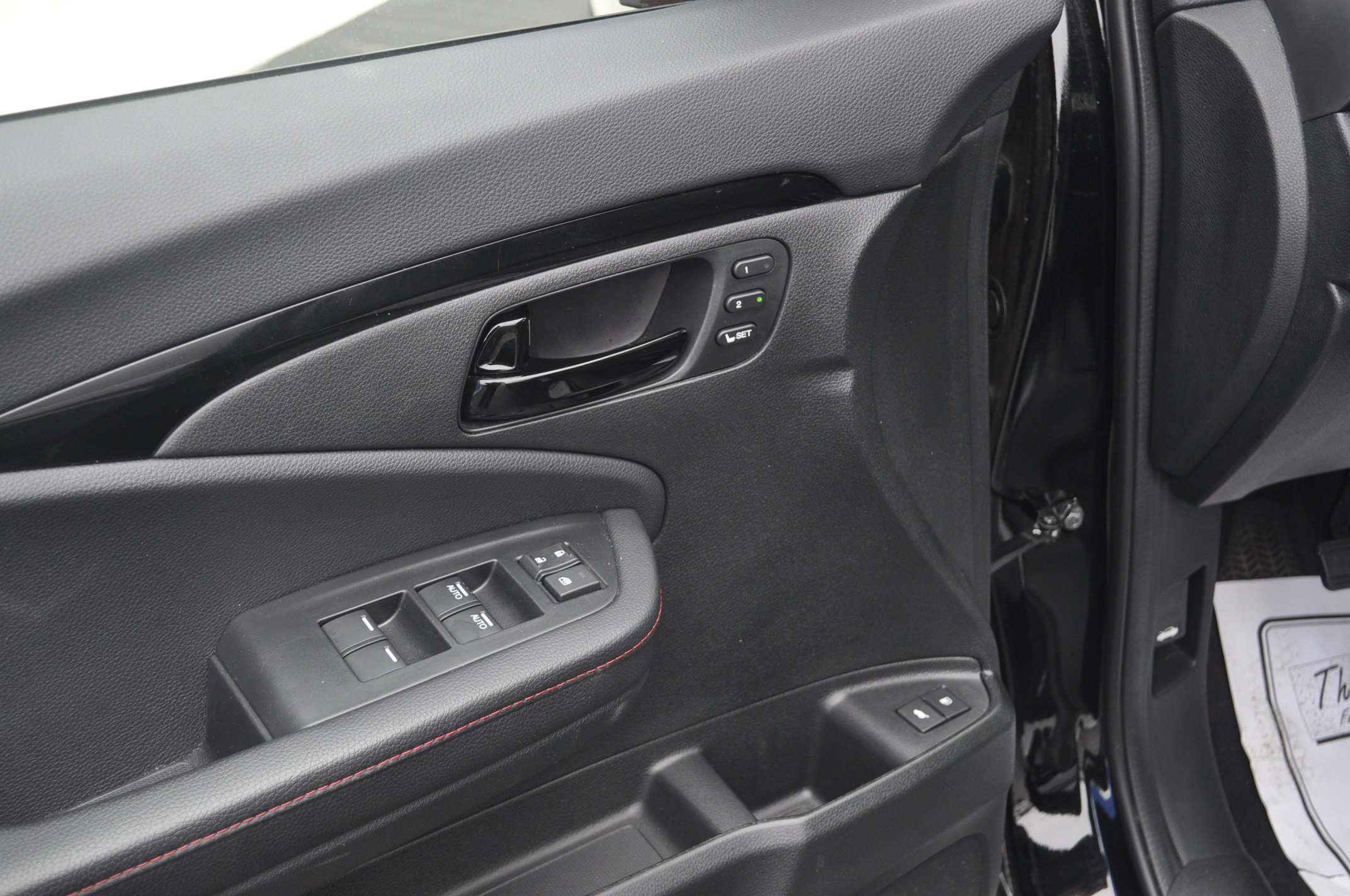 Certified 2024 Honda Passport Black Edition image 17