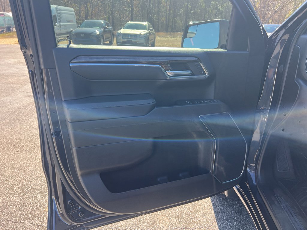 Used 2023 GMC Sierra 1500 Elevation image 23