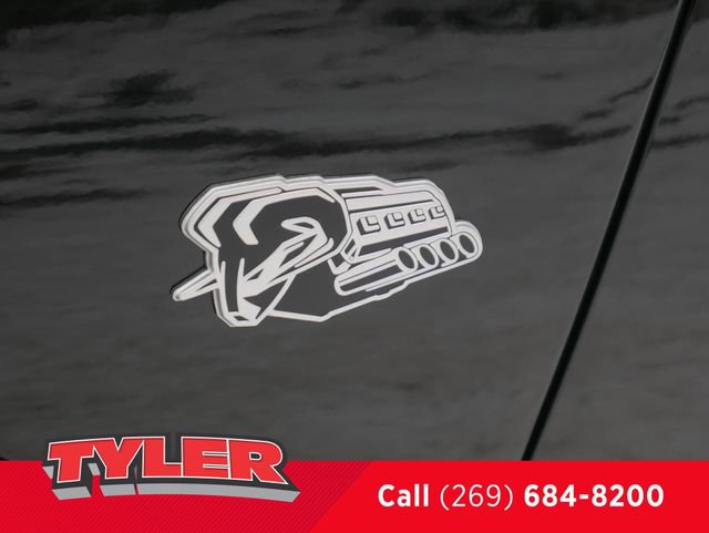 New 2026 RAM 1500 Big Horn w/ Night Edition AWD/4WD image 13