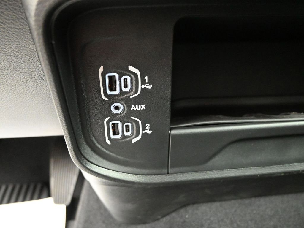 New 2026 RAM 3500 Tradesman AWD/4WD image 33