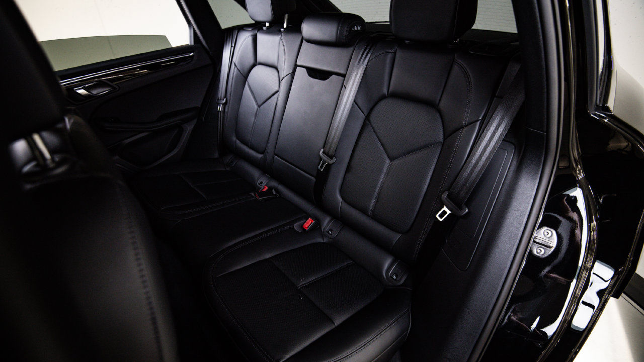 Certified 2026 Porsche Macan S AWD/4WD image 24