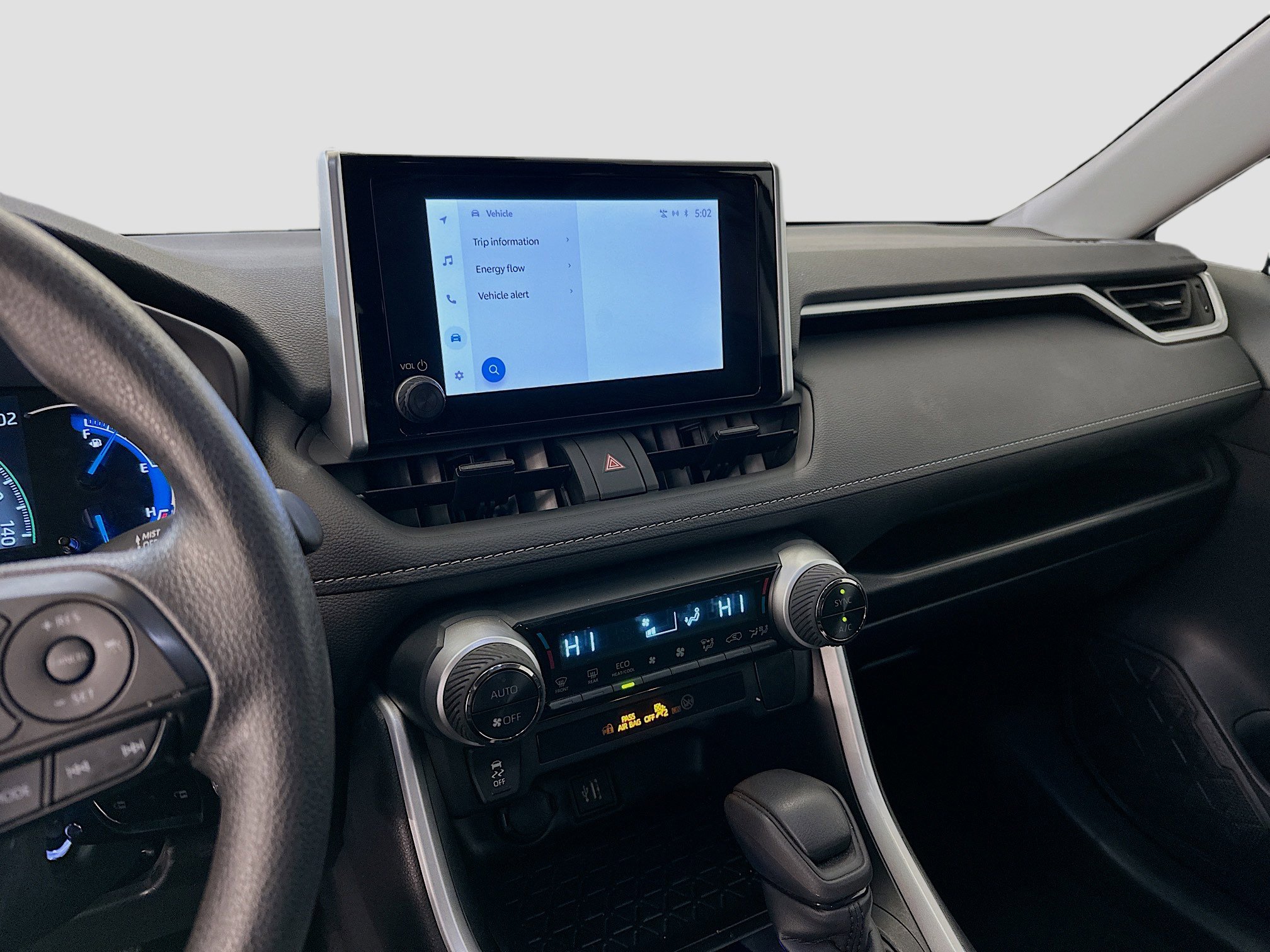 Used 2025 Toyota RAV4 LE image 26