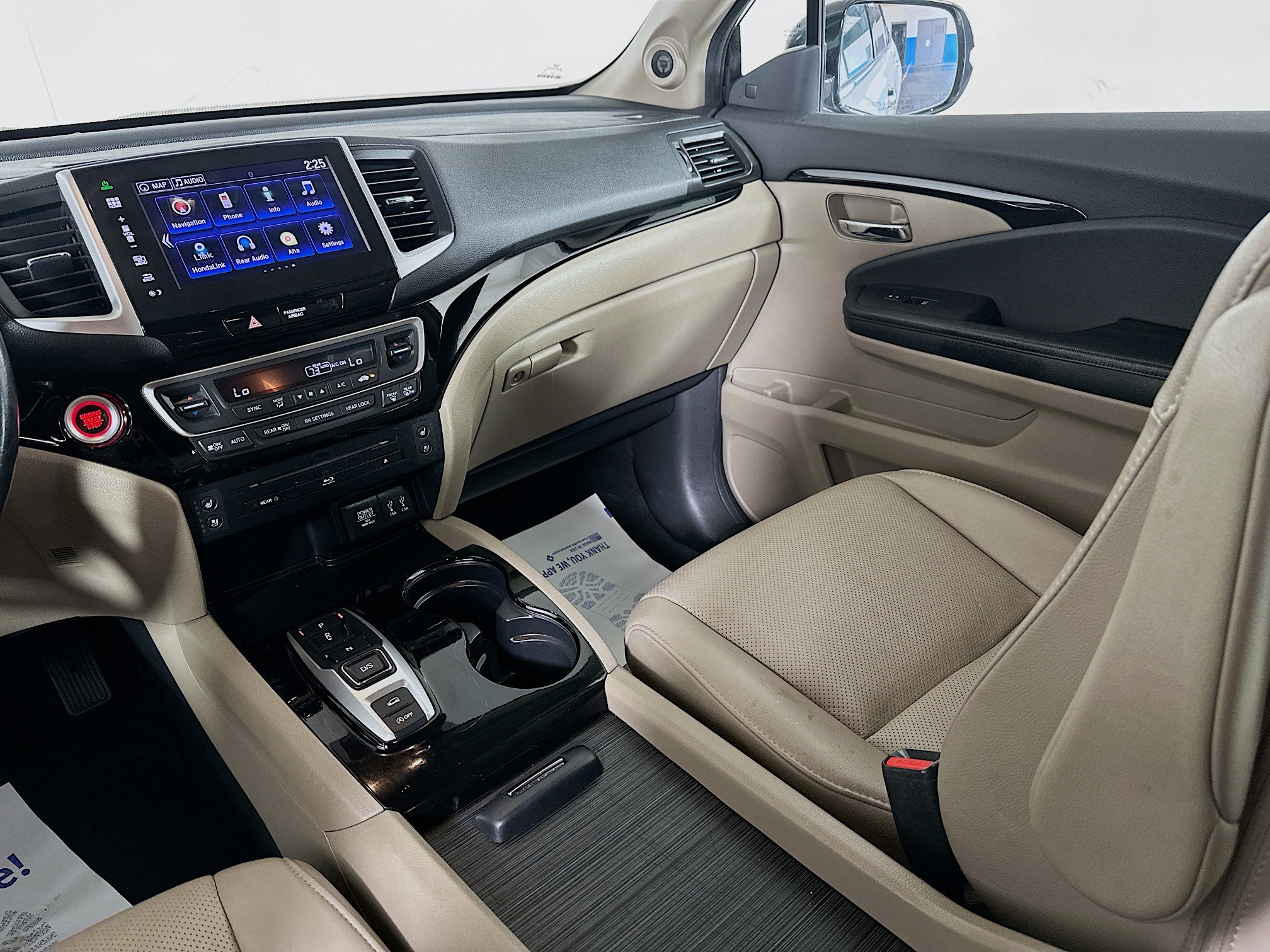 Used 2016 Honda Pilot Elite image 23