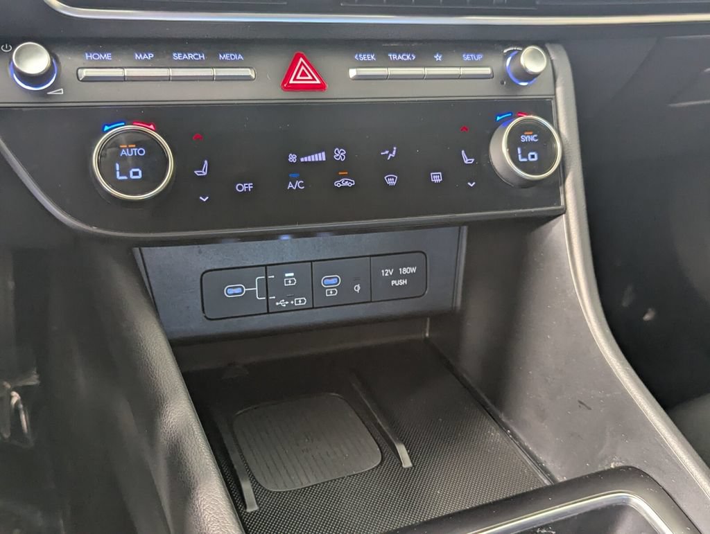Certified 2024 Hyundai Sonata SEL w/ Convenience Package FWD image 23