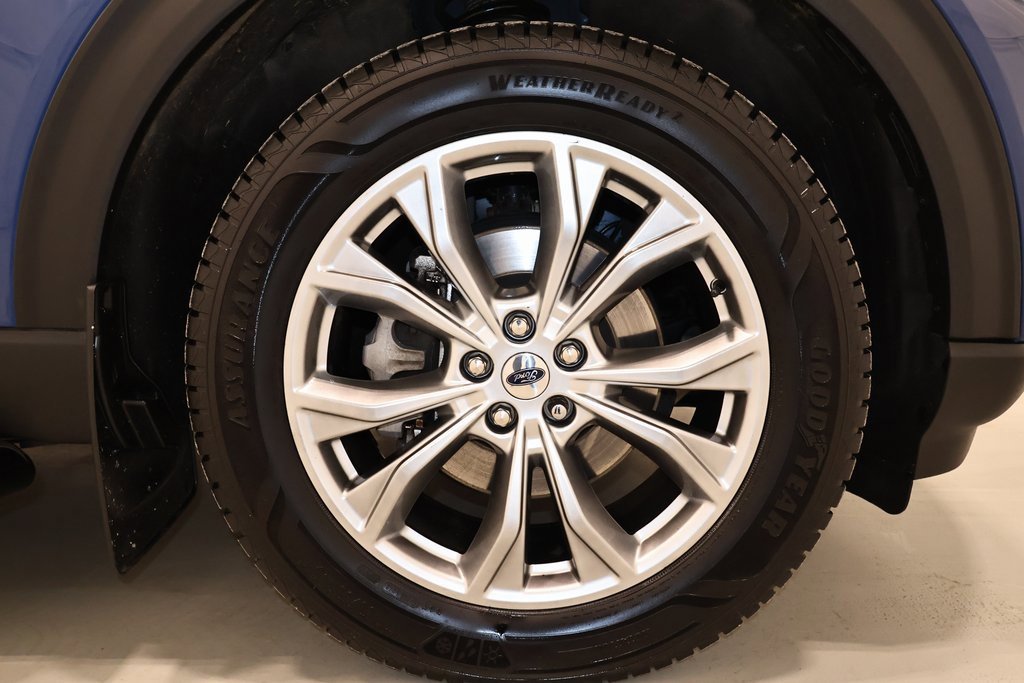 Certified 2020 Ford Explorer XLT w/ Equipment Group 202A image 44