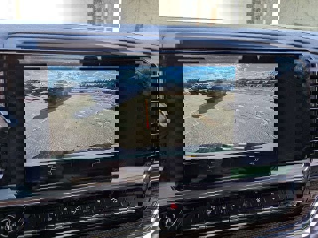 Used 2024 Chevrolet Silverado 2500 LT w/ Convenience Package image 20