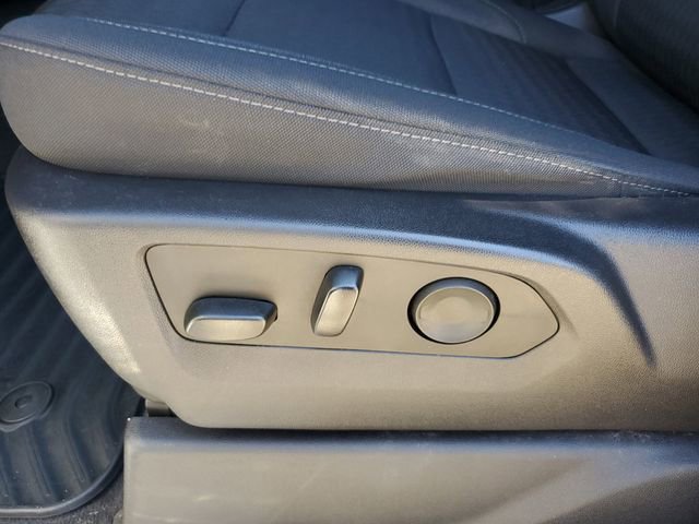 Used 2023 Chevrolet Silverado 1500 LT image 16