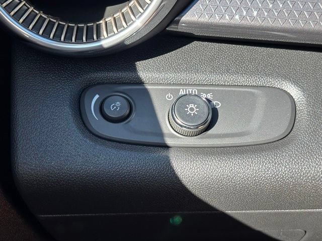 New 2026 Chevrolet Trax ACTIV w/ Driver Confidence Package FWD image 31
