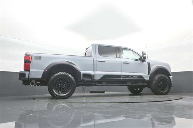 New 2026 Ford F250 Lariat w/ Black Appearance Package image 33