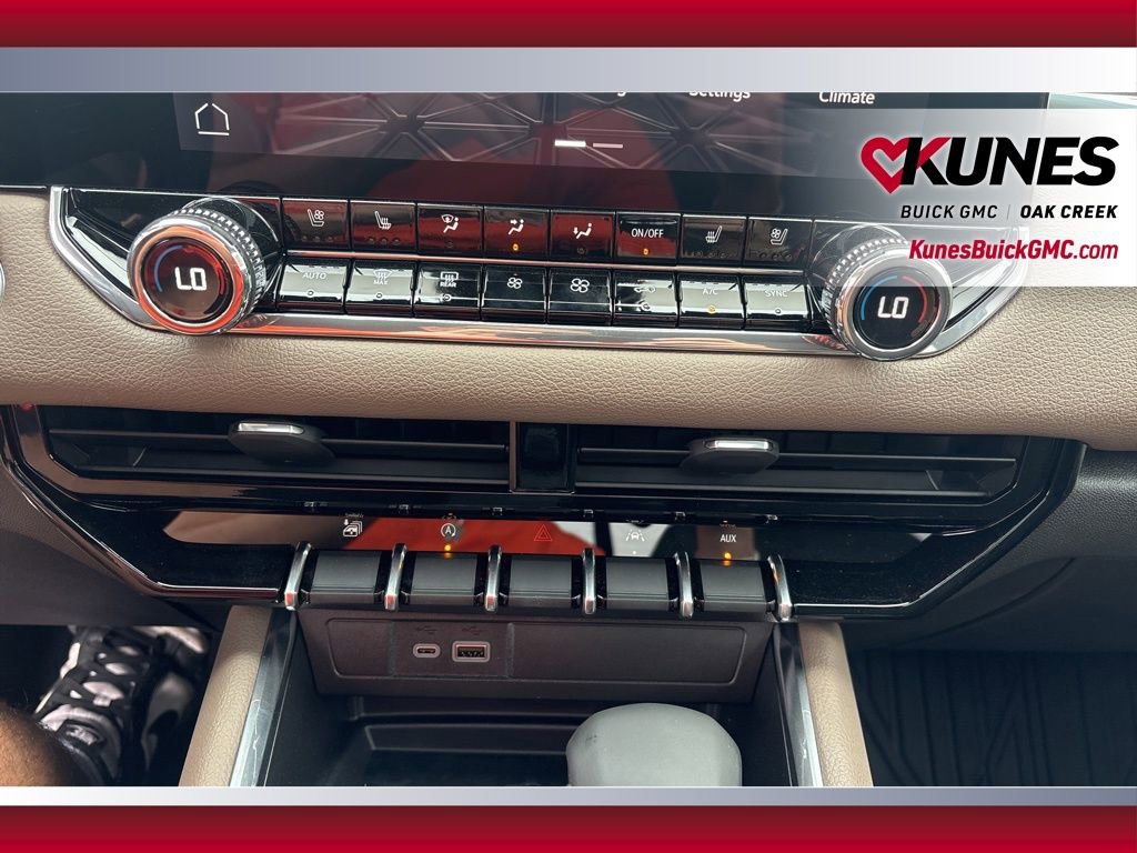 New 2026 GMC Canyon Denali image 22