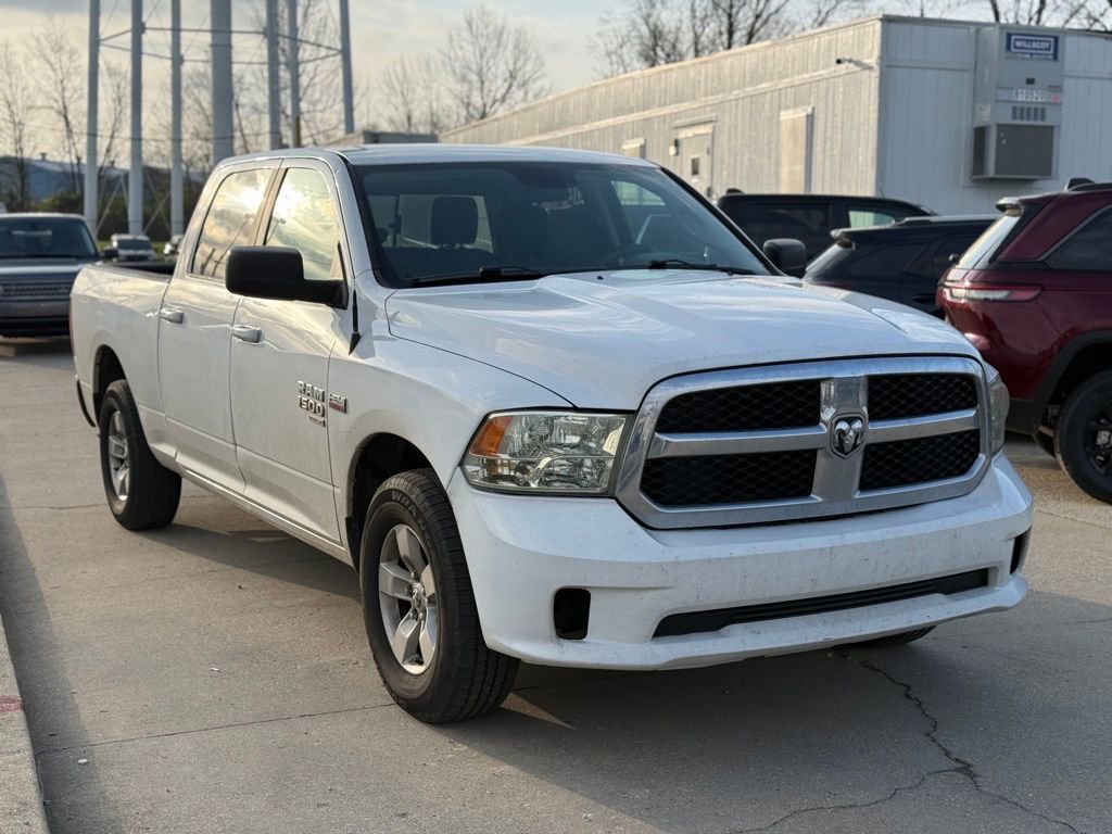 Used 2019 RAM 1500 Classic SLT image 4