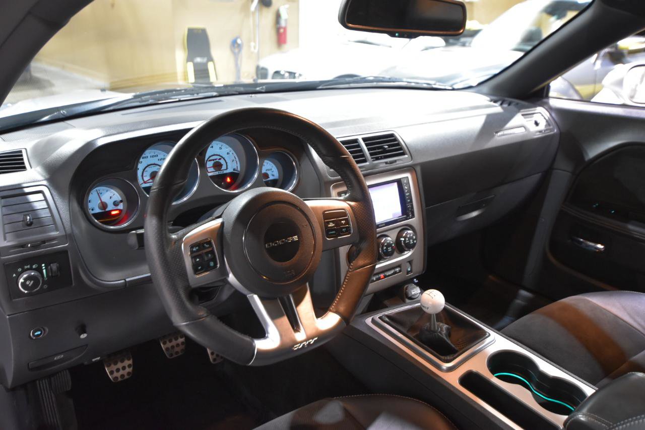 Used 2012 Dodge Challenger SRT8 image 18