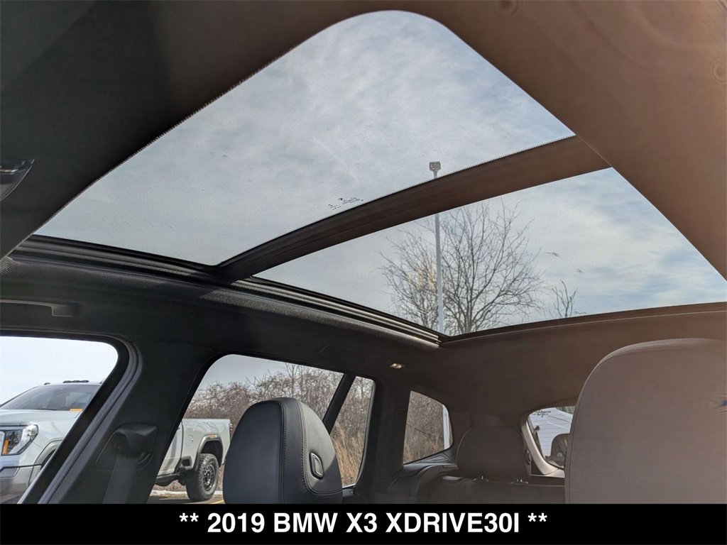 Used 2019 BMW X3 xDrive30i image 2