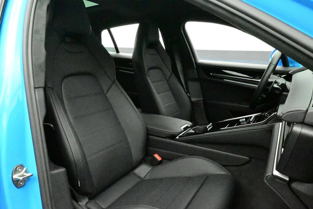 New 2026 Porsche Panamera GTS AWD/4WD image 18