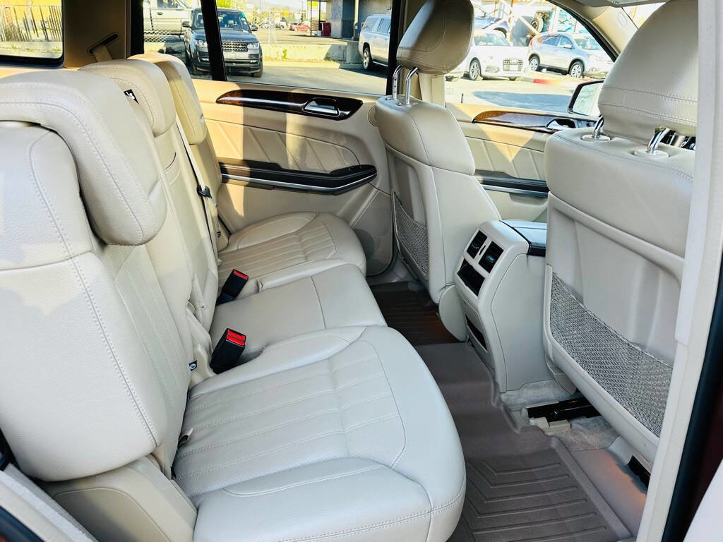 Used 2014 Mercedes-Benz GL 450 4MATIC image 15