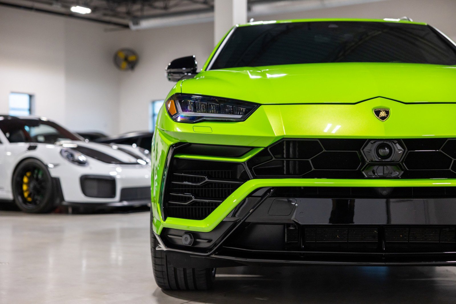 Used 2022 Lamborghini Urus image 21