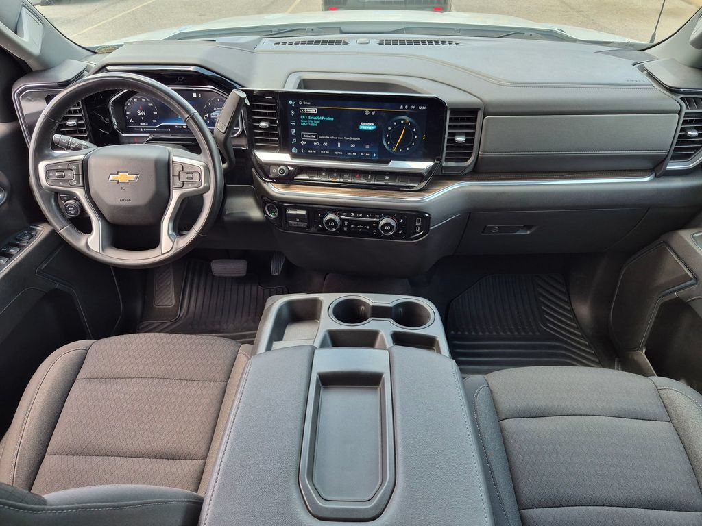 Used 2023 Chevrolet Silverado 1500 LT AWD/4WD image 24