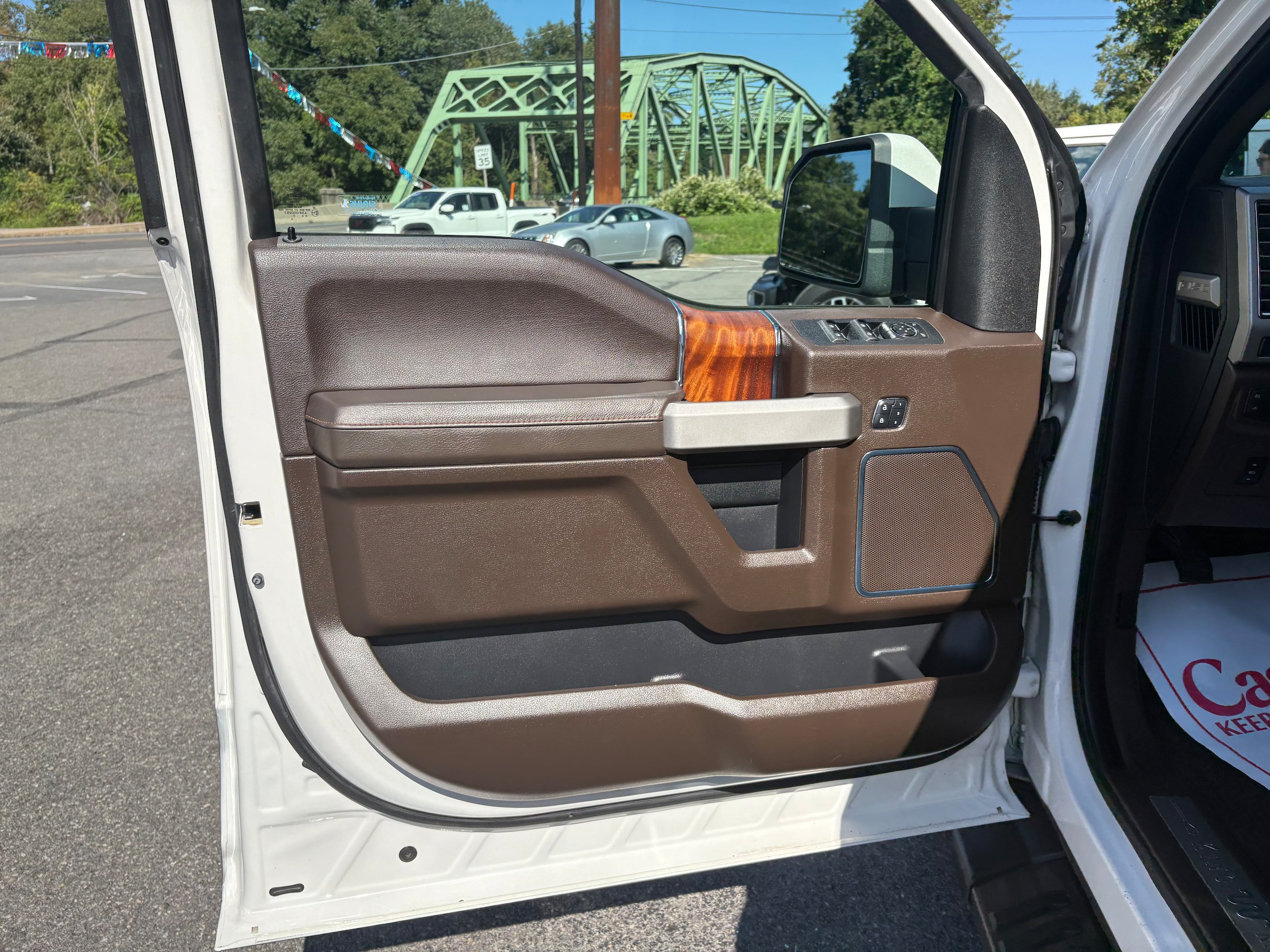 Used 2016 Ford F150 King Ranch w/ Equipment Group 601A Luxury AWD/4WD image 14