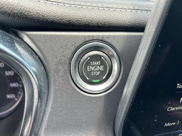 Used 2025 Chevrolet Blazer LT FWD image 19