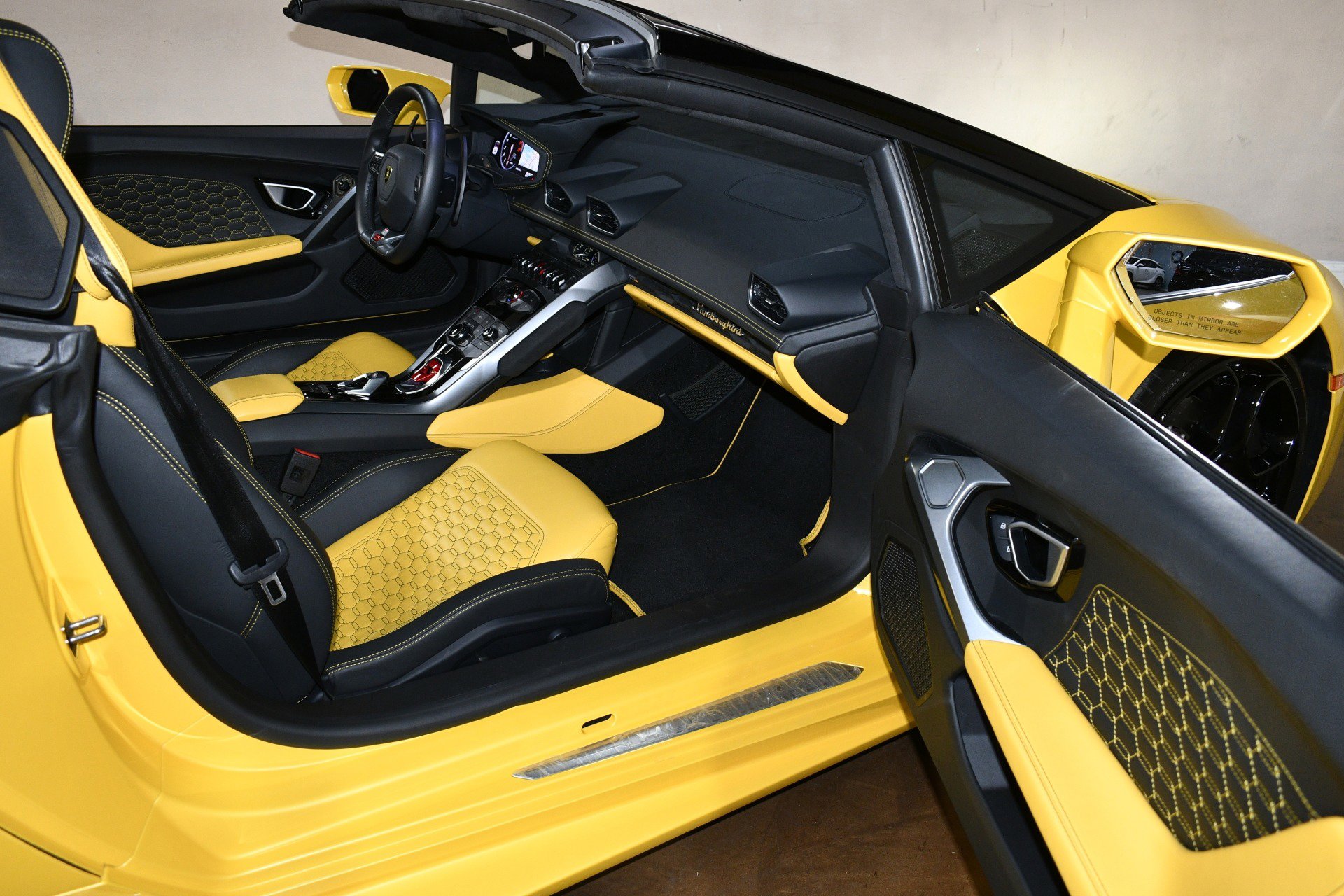 Used 2018 Lamborghini Huracan LP 580-2 image 47