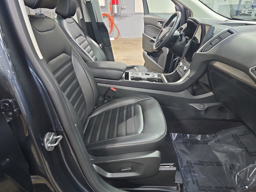 Used 2023 Ford Edge SEL w/ Convenience Package AWD/4WD image 12