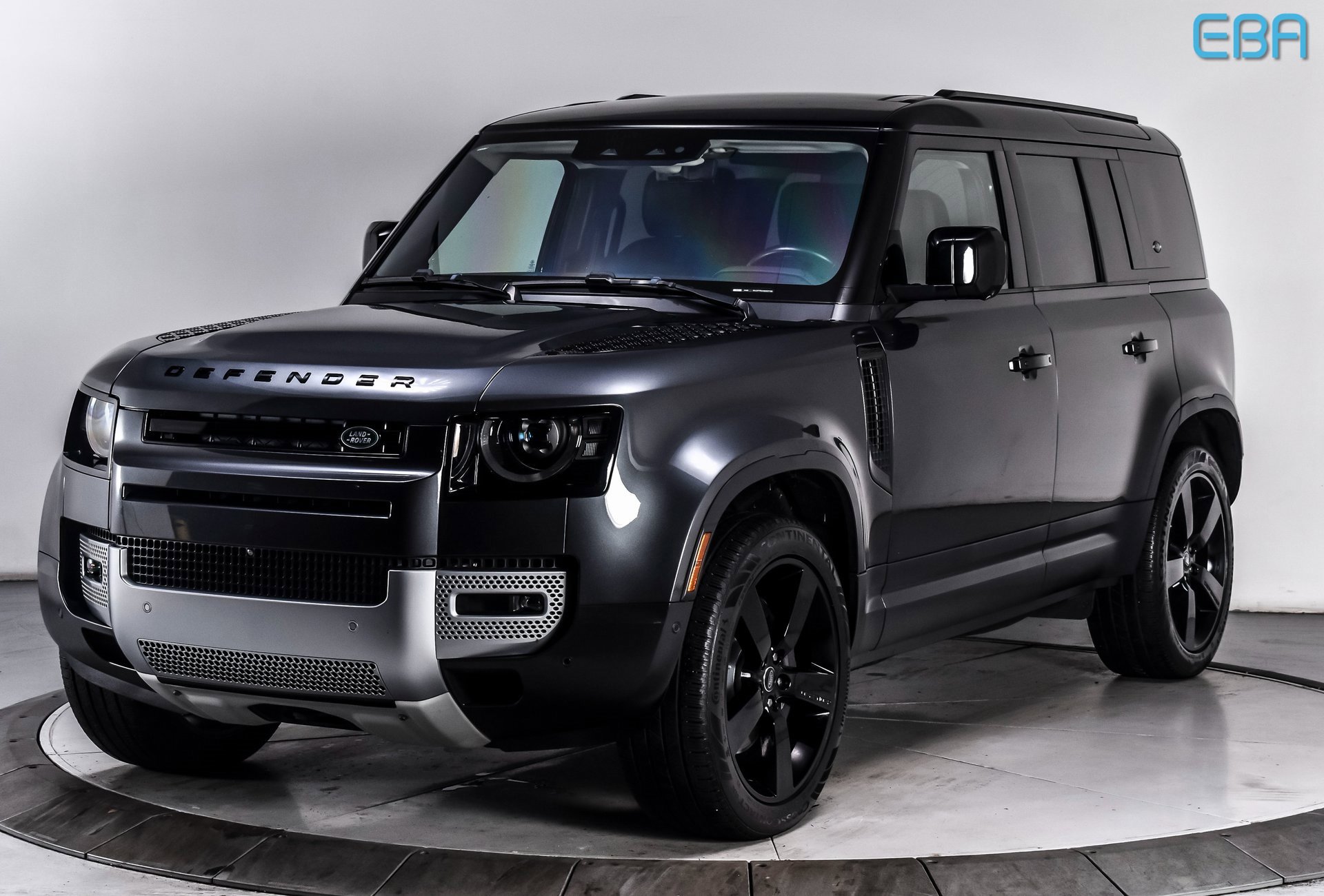 Used 2021 Land Rover Defender 110 SE image 2