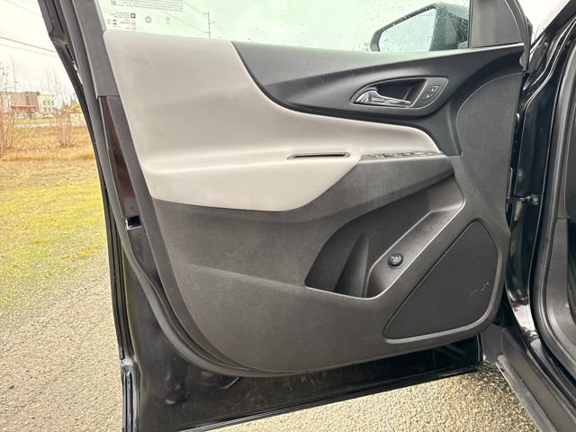 Used 2024 Chevrolet Equinox LT image 18
